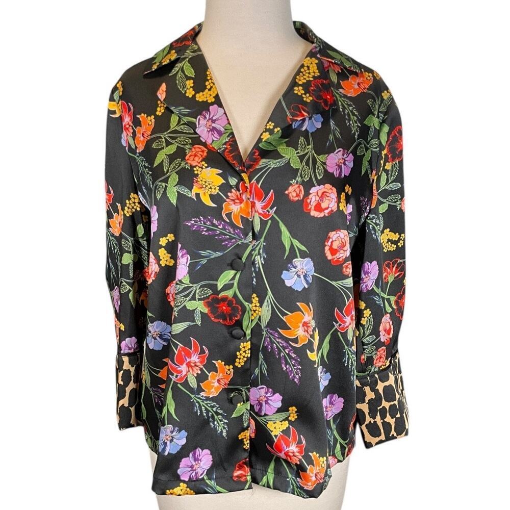 Who What Wear Black Floral Satin Button-Down Blouse – Size Small NWOT Wide Cuffs